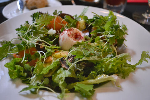 Gravlax salad