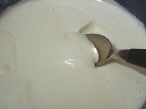 Homemade cream cheese