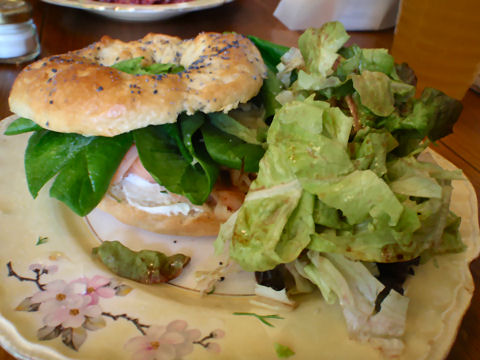 Bagel with smoked salmon and cream cheese