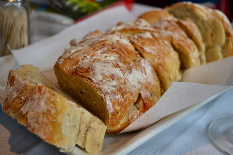 Damblee - tabasco bread