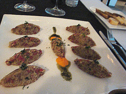 eXperimental raw bar - venison keppe