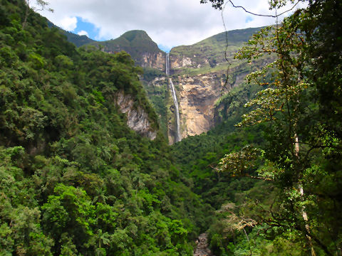 Gocta Waterfall trek