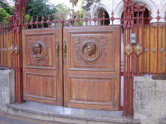 Closeup on the doors at the Embassy of Haiti
