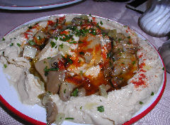 Iusef - Hummus with mushrooms