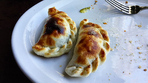 Cabaña Las Lilas - empanadas