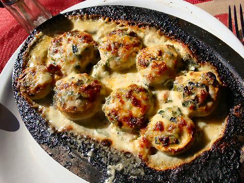 Martita - stuffed mushrooms