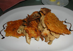 Mediteraneo - chicken fricasee with potato rostis