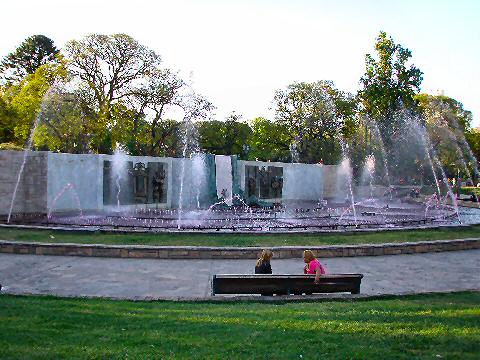 Fountain in Mendoza’s Plaza Independencia