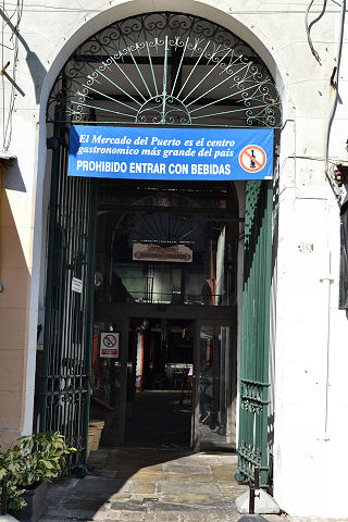 Entrance to the Mercado del Puerto