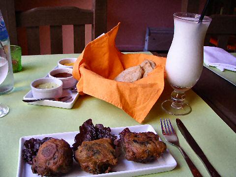 Namaskar - pakoras and paratha