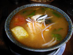 Noodles 28 - Vietnamese Hot & Sour Soup