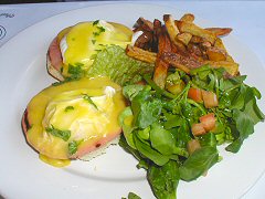 Novecento - eggs benedict