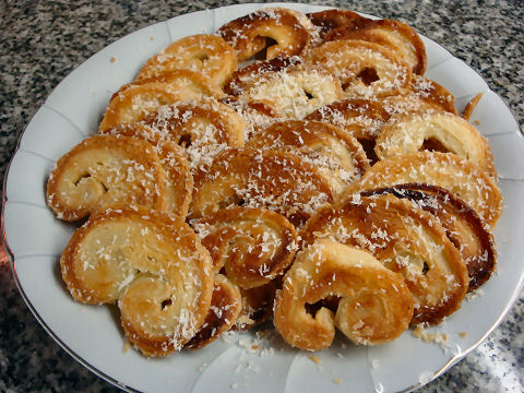 Making palmeras/palmiers/elephant ears