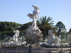 Fountain in Parque Bastidas