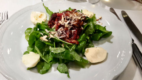 La Pecora Nera - sweetbread salad