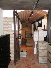 Pisano - wine library