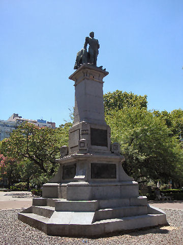 Plaza Pueyrredon