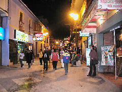 Calle Lima at night