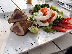 Seared tuna at Punta Blanca, Lima