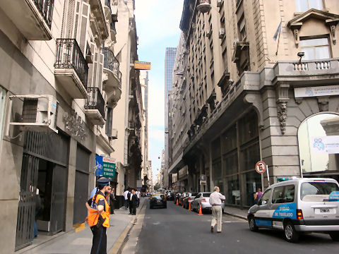 Entering Calle Rivadavia
