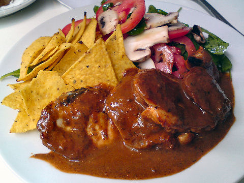 Sante - chicken mole