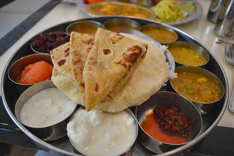 Saravannah - thali