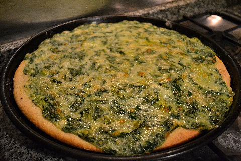 Spinach & Broccoli White Pizza