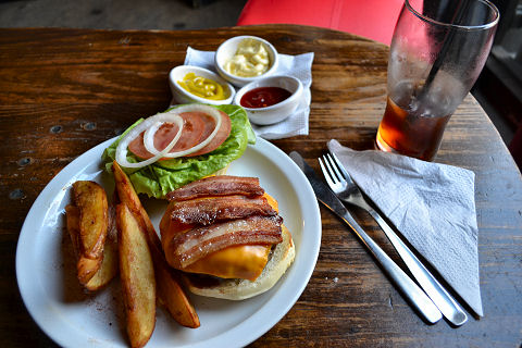 Sugar Bar - bacon cheeseburger