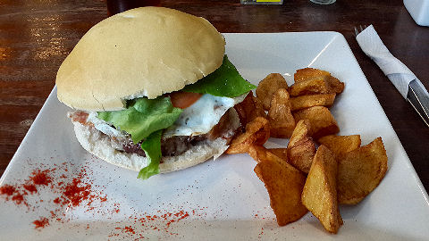 Temple Bar - burger