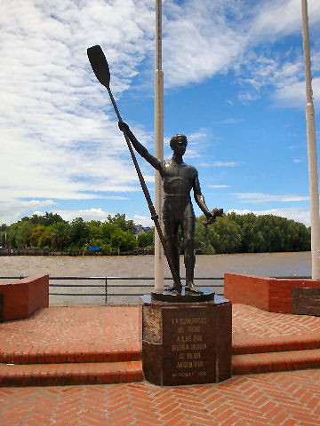 Monument to the Rowing Clubs