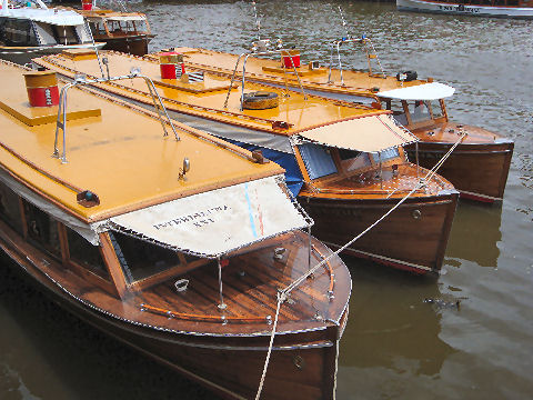 Delta water taxis