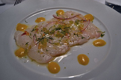 Unik - tiradito de lenguado