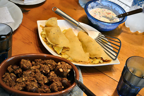 Vegan Banjara class - stuffed eggplant, potato-nut crepes, raita