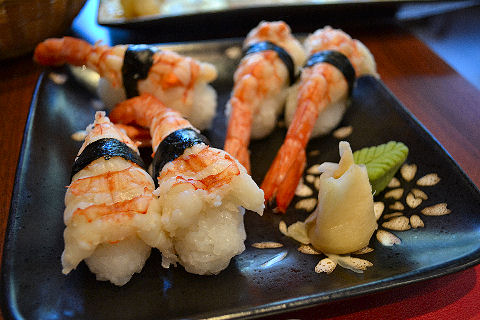 Zensato - prawn nigiri